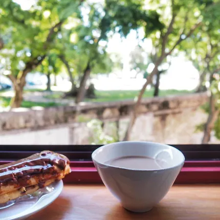 The Explorers - Sunny Stylish Family-friendly Apartment *