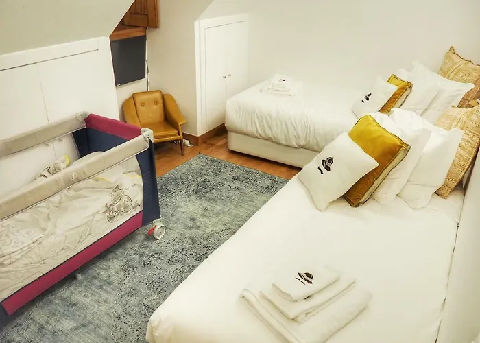 The Explorers - Sunny Stylish Family-friendly Apartment Lissabon